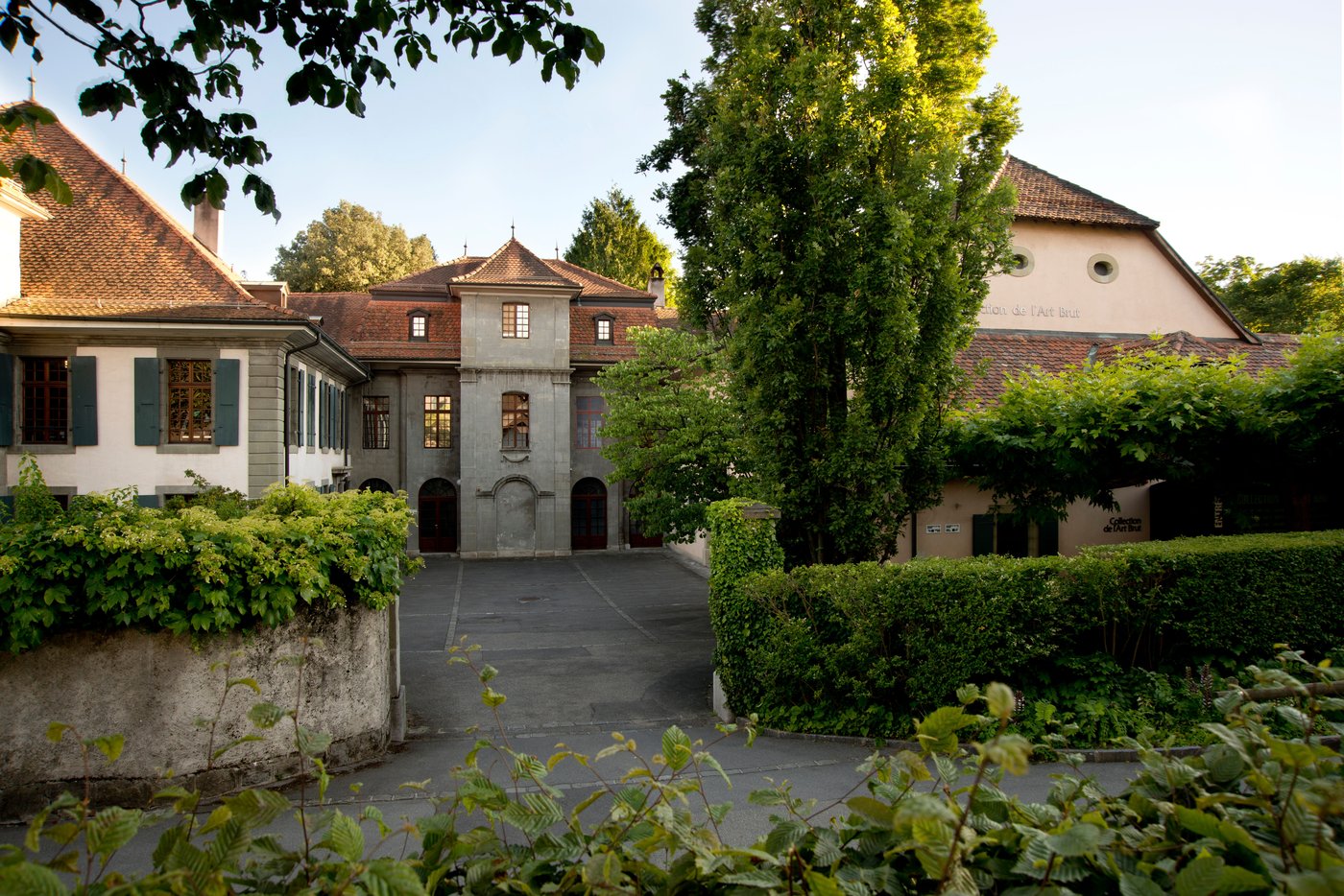 Vue extérieure de la Collection de l’Art Brut, Lausanne (Suisse) The museum