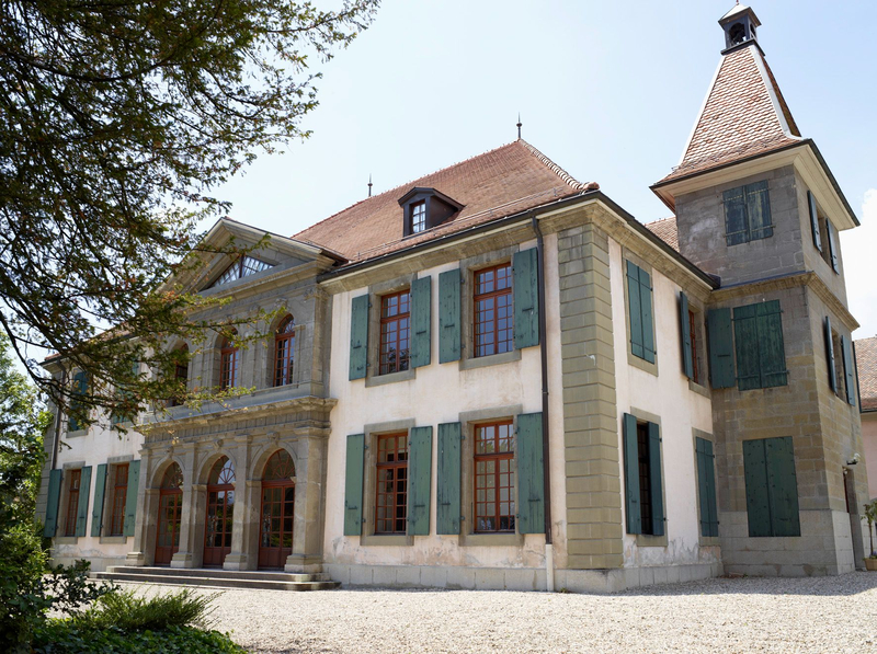 Le Chateau de Beaulieu Hours and rates
